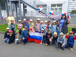 В Ново-Девяткинском детском саду прошли тематические развлечения ко Дню России В Ново-Девяткинском детском саду прошли тематические развлечения ко Дню России.